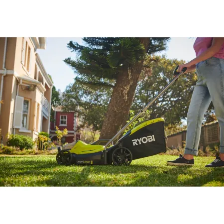Газонокосилка ONE+ RLM18X33B-40 Ryobi