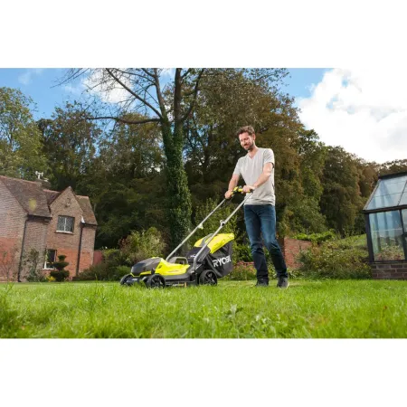 Газонокосилка ONE+ RLM18X33B-40 Ryobi
