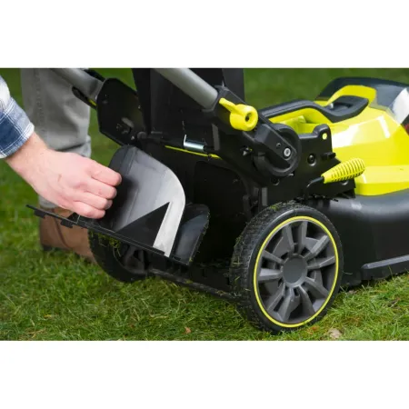 Бесщеточная газонокосилка RY18LMX40B-240 Ryobi