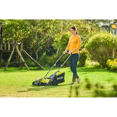 Газонокосилка ONE+ RLM18X33B-40 Ryobi